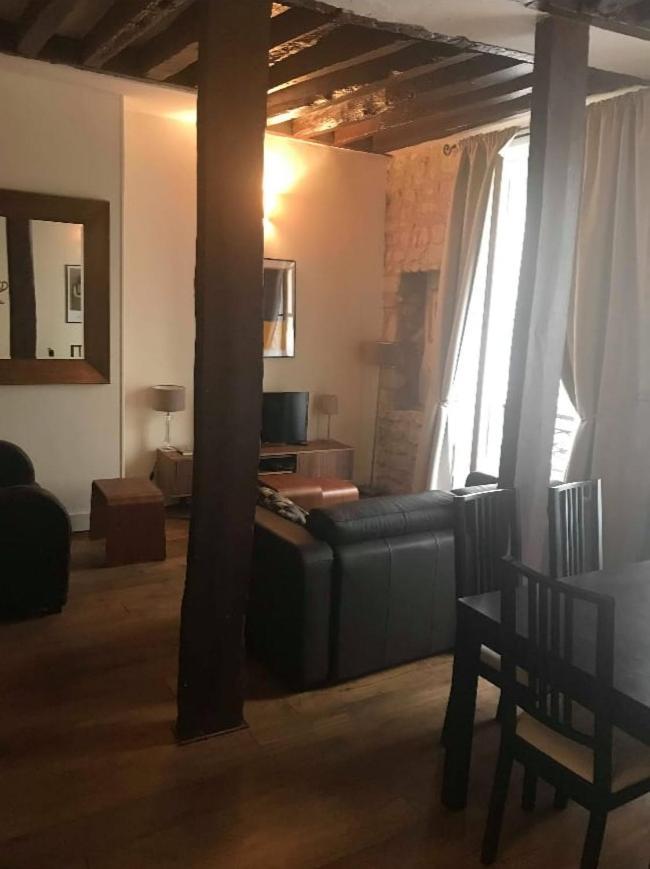 Appartement Notre Dame Париж Екстериор снимка